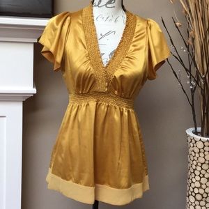 BCBG Maxazria gold blouse Size S